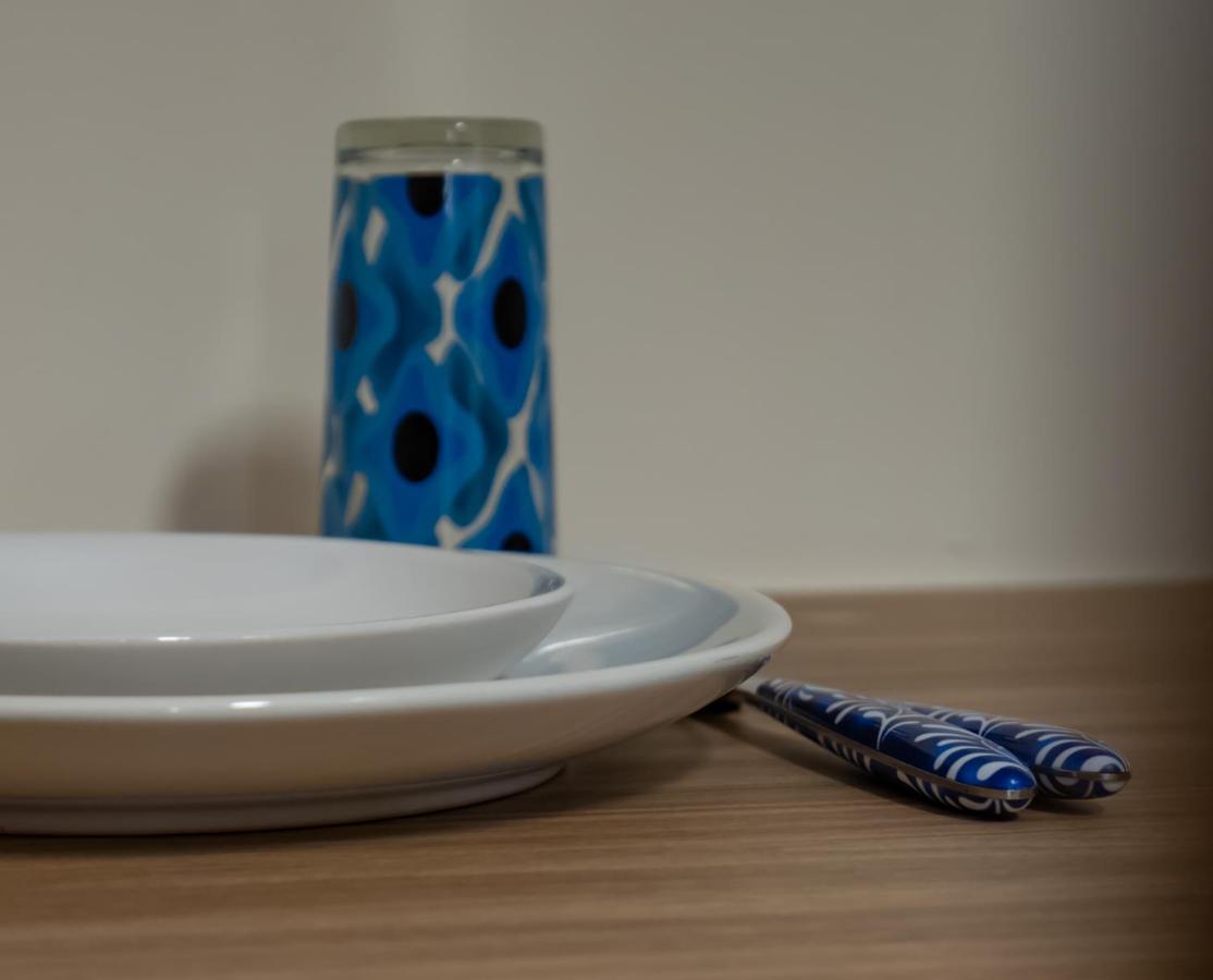 Max Blue Apartment, A Stay Like No Other Πειραιάς Εξωτερικό φωτογραφία