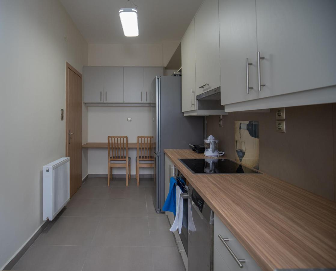 Max Blue Apartment, A Stay Like No Other Πειραιάς Εξωτερικό φωτογραφία