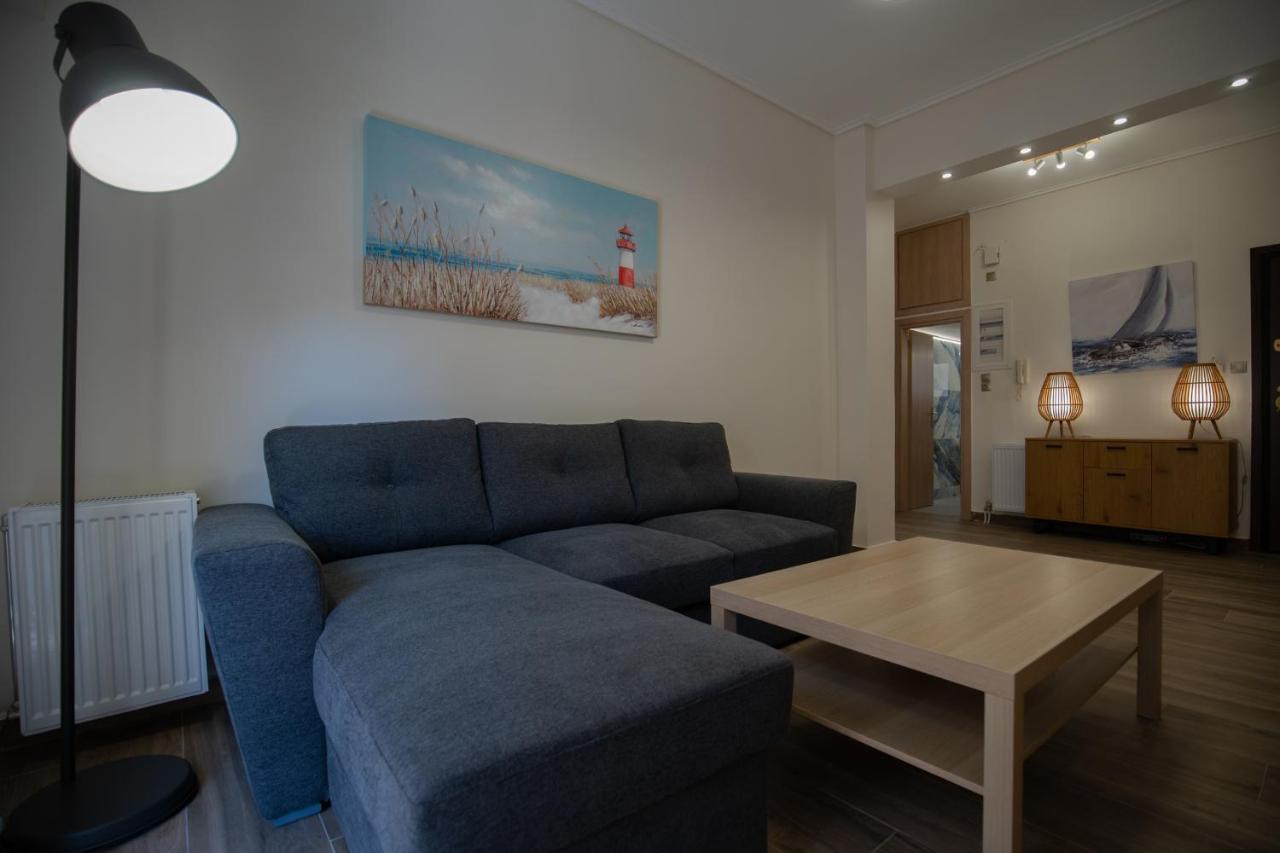 Max Blue Apartment, A Stay Like No Other Πειραιάς Εξωτερικό φωτογραφία
