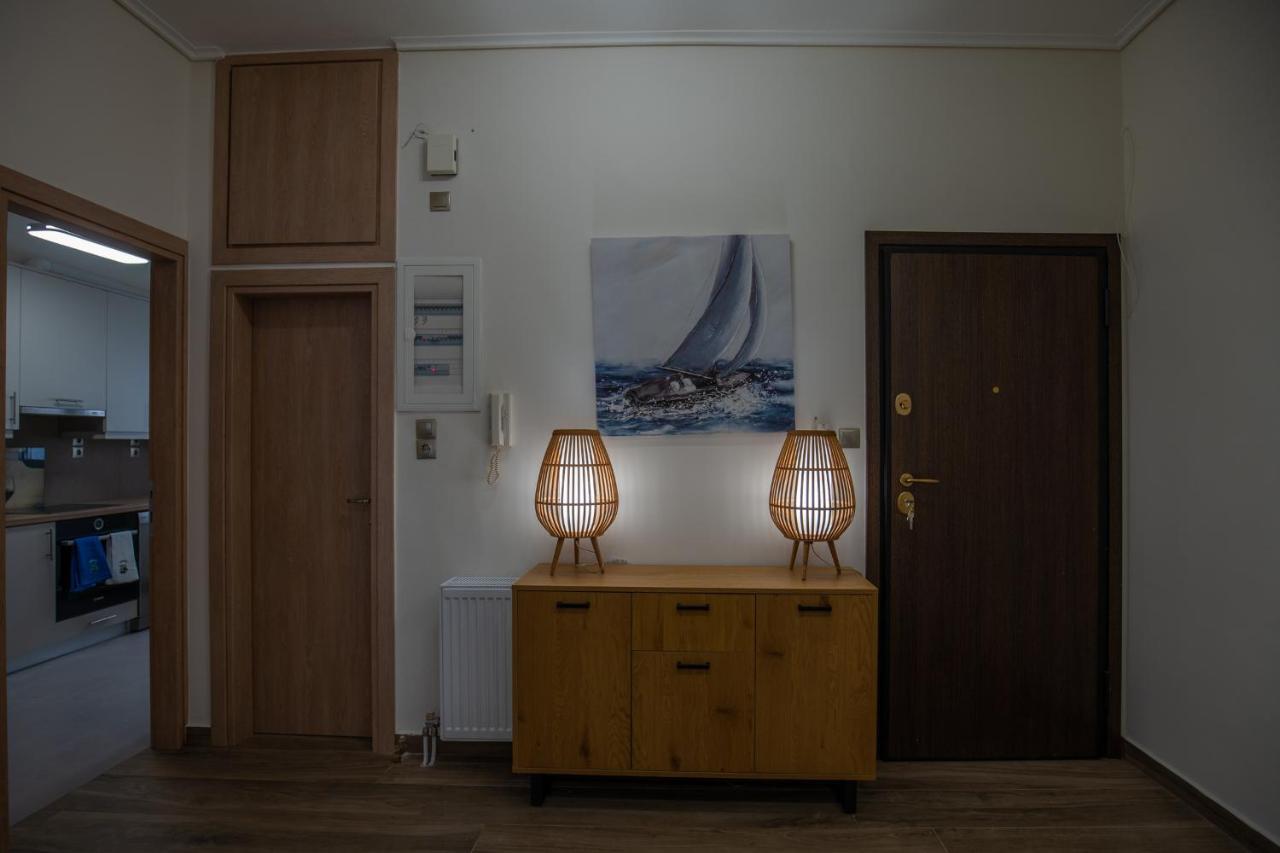 Max Blue Apartment, A Stay Like No Other Πειραιάς Εξωτερικό φωτογραφία